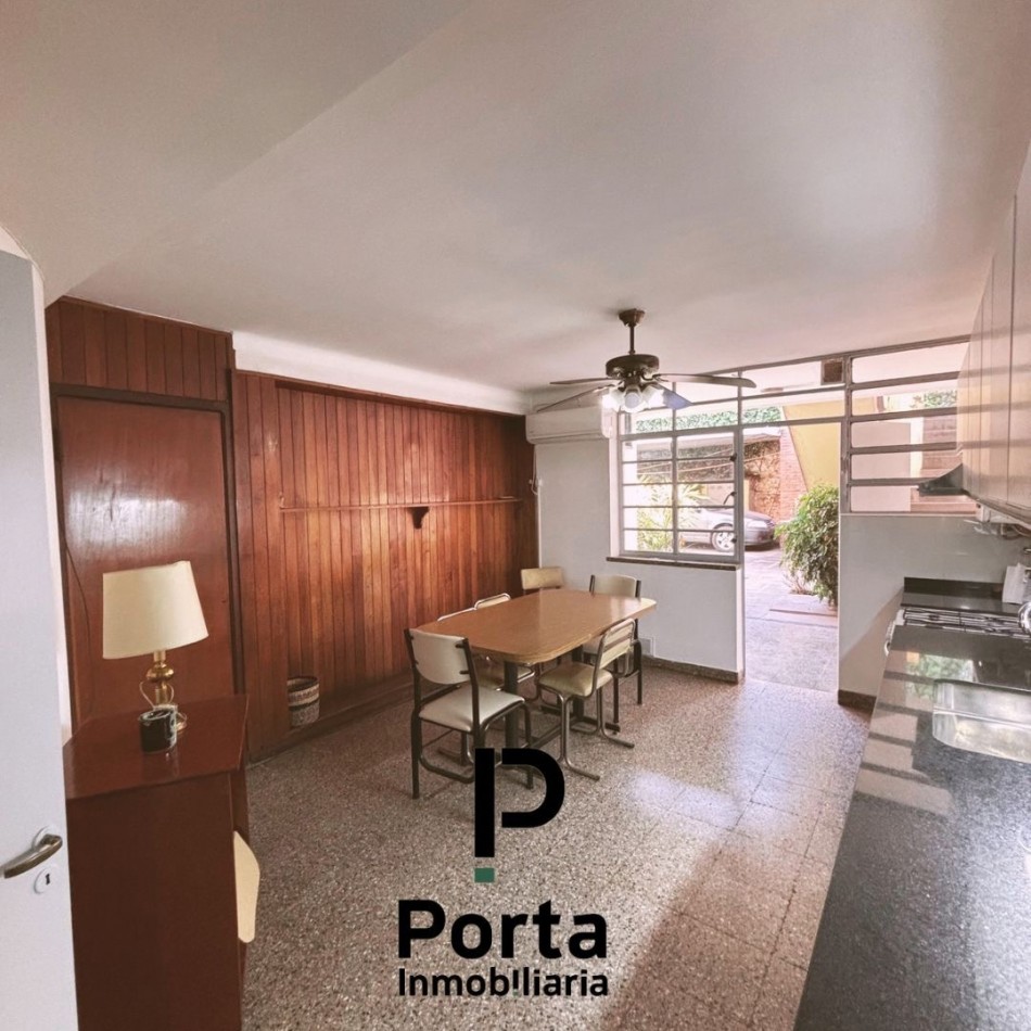 VENTA EXCELENTE CASONA ESQUINA 